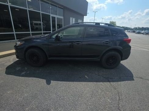 Used 2018 Subaru Crosstrek 2.0i Premium AWD/4WD image 10