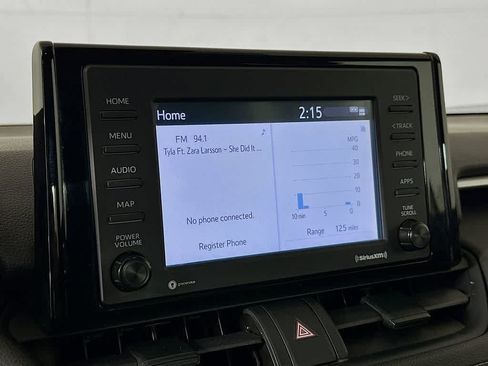 Used 2021 Toyota RAV4 LE FWD image 16