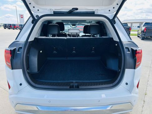 Used 2026 GMC Terrain Denali AWD/4WD image 31