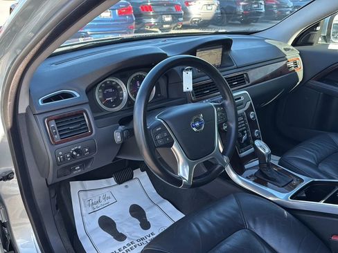 Used 2013 Volvo XC70 T6 image 7