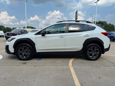 Used 2022 Subaru Crosstrek 2.5i Sport w/ Moonroof Package image 5