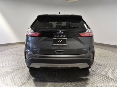 Used 2022 Ford Edge SEL image 4