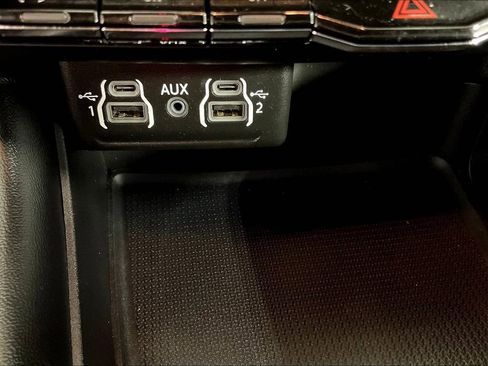 Used 2024 Dodge Durango GT image 33