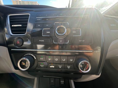 Used 2013 Honda Civic HF image 18