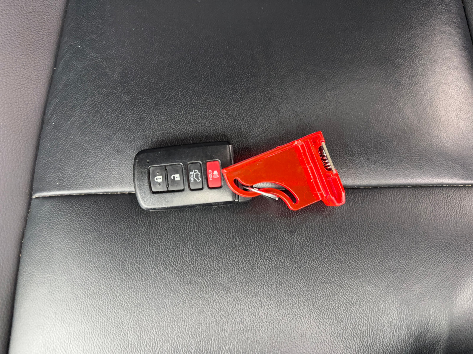 Used 2019 Toyota Highlander XLE AWD/4WD image 59