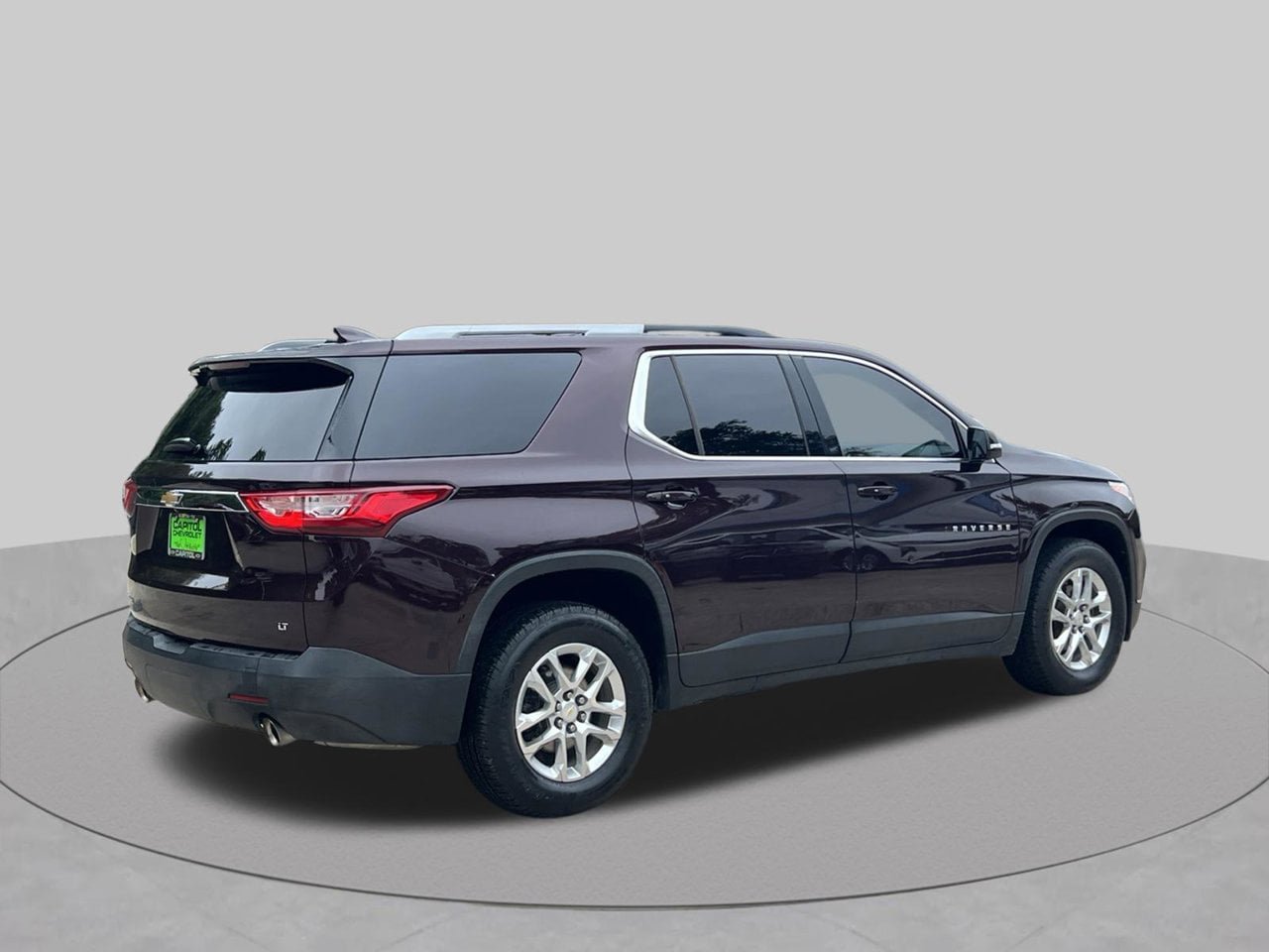 Used 2018 Chevrolet Traverse LT w/ LPO, Cargo Package FWD image 5