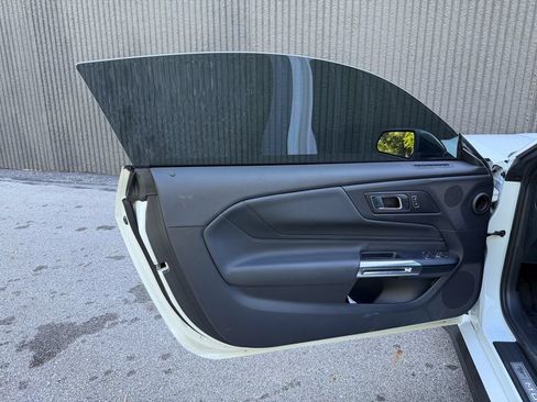Used 2025 Ford Mustang GT Premium w/ GT Performance Package RWD image 17
