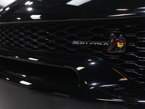 Used 2022 Dodge Charger Scat Pack image 9