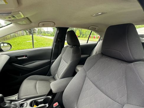 Used 2020 Toyota Corolla LE FWD image 21
