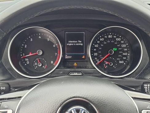 Used 2020 Volkswagen Tiguan SE AWD/4WD image 24