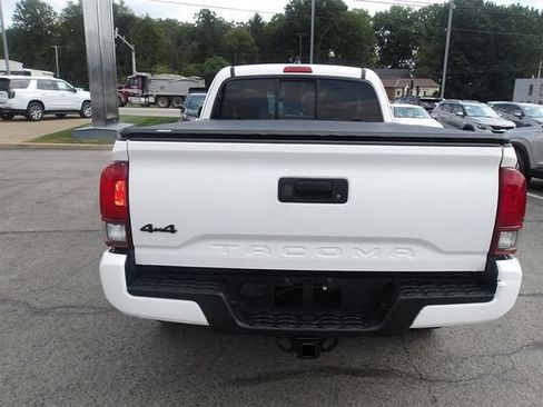 Used 2021 Toyota Tacoma SR w/ SX Package AWD/4WD image 6