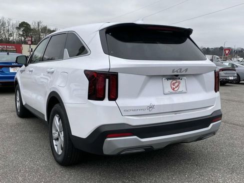 New 2024 Kia Sorento LX image 6