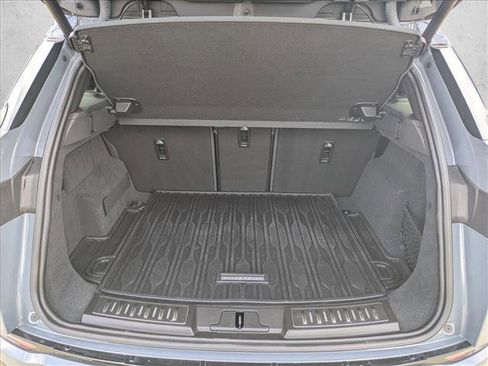 Certified 2022 Land Rover Range Rover Evoque R-Dynamic SE image 4