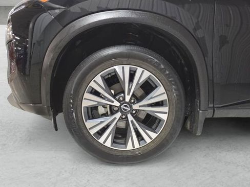 Used 2023 Nissan Rogue SV image 23