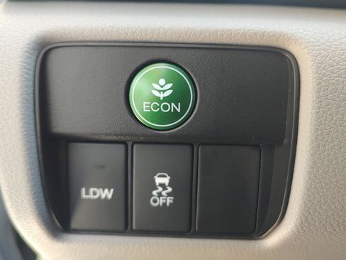 Used 2013 Honda Accord EX-L image 19