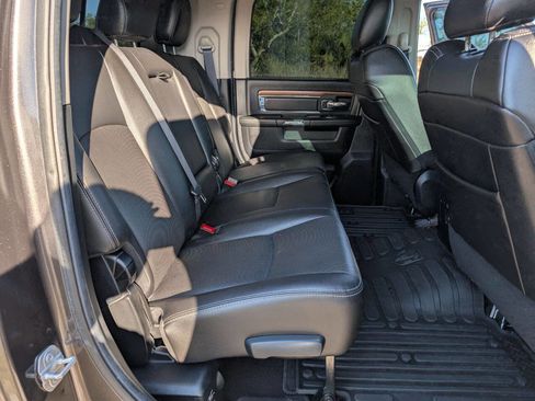 Used 2016 RAM 2500 Laramie w/ Convenience Group image 21