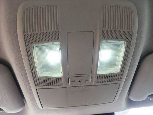 Used 2017 Toyota Yaris iA image 17