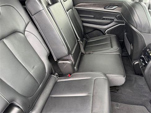 Certified 2022 Jeep Grand Cherokee L Limited image 14