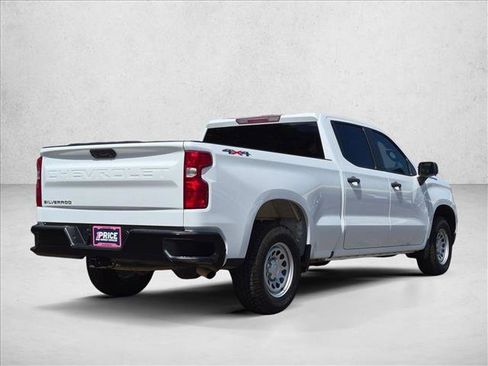 Used 2023 Chevrolet Silverado 1500 W/T w/ Trailering Package AWD/4WD image 5