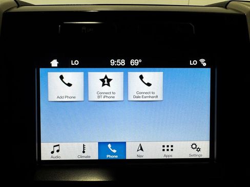 Used 2017 Ford F150 Lariat w/ Equipment Group 502A Luxury AWD/4WD image 25