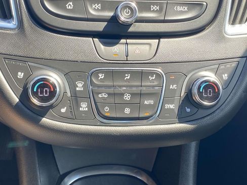 Used 2024 Chevrolet Malibu LT FWD image 27