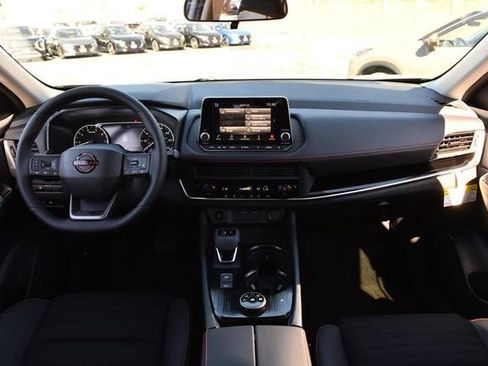 New 2026 Nissan Rogue SV image 8