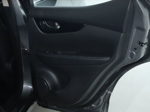 Used 2019 Nissan Rogue Sport SV image 30