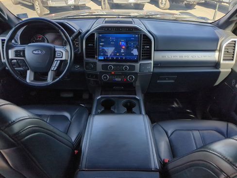 Used 2022 Ford F350 Platinum image 31