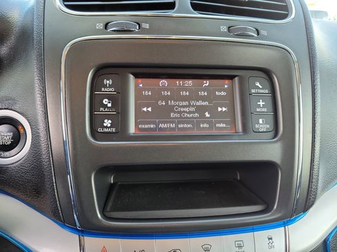 Used 2020 Dodge Journey SE w/ SE Popular Equipment Group FWD image 23