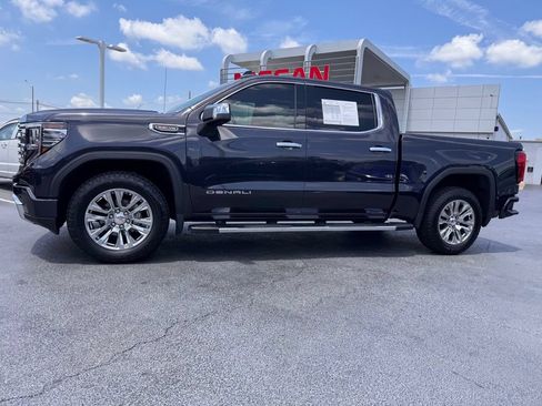 Used 2022 GMC Sierra 1500 Denali AWD/4WD image 2