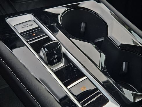 New 2026 Volkswagen Atlas SEL Premium R-Line image 23