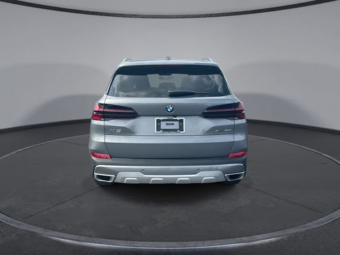 Used 2025 BMW X5 xDrive40i AWD/4WD image 17