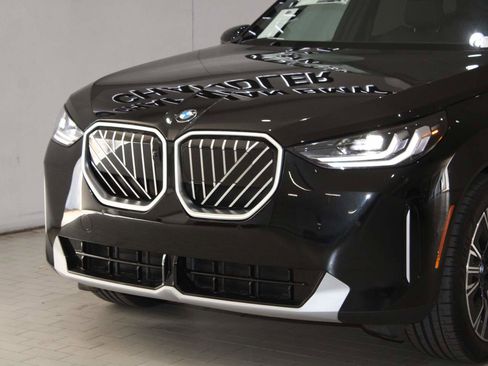 Certified 2025 BMW X3 xDrive30i w/ Premium Package image 2