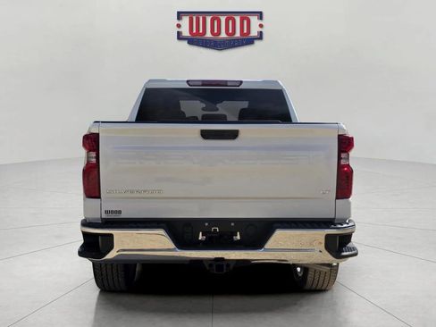 New 2026 Chevrolet Silverado 1500 LT image 3