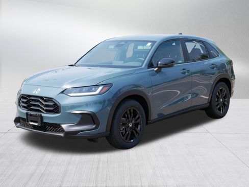 Certified 2027 Honda HR-V Sport image 3