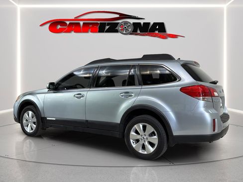 Used 2012 Subaru Outback 3.6R Limited w/ Moonroof Pkg AWD/4WD image 13