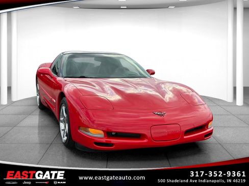 Used 2001 Chevrolet Corvette Coupe w/ Preferred Equipment Group2 image 1