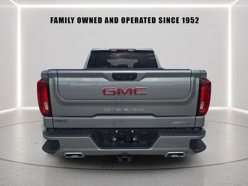 Used 2025 GMC Sierra 1500 AT4 AWD/4WD image 4