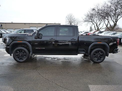 Used 2025 GMC Sierra 2500 AT4 w/ AT4 Premium Plus Package AWD/4WD image 6