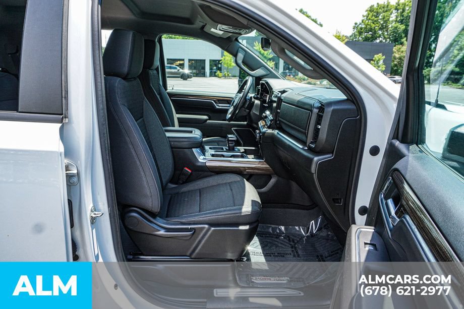 Used 2022 Chevrolet Silverado 1500 RST AWD/4WD image 23