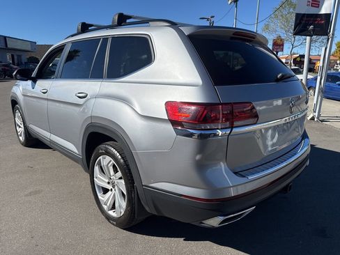 Used 2021 Volkswagen Atlas SE w/ Panoramic Sunroof Package image 4