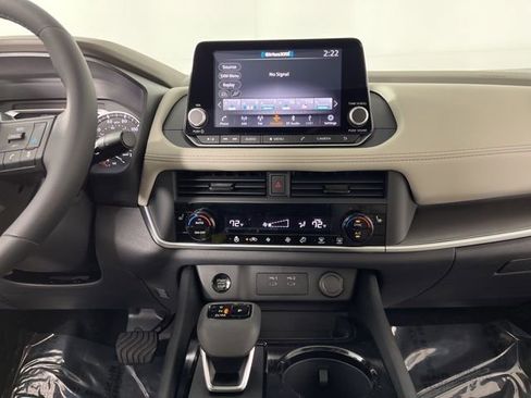 New 2026 Nissan Rogue SV image 24