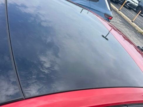 Used 2024 Volkswagen Jetta SE w/ Panoramic Sunroof Package FWD image 3