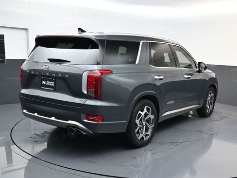Used 2022 Hyundai Palisade Calligraphy FWD image 4