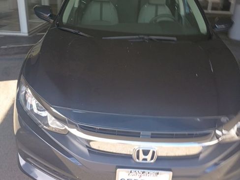 Used 2018 Honda Civic LX image 4