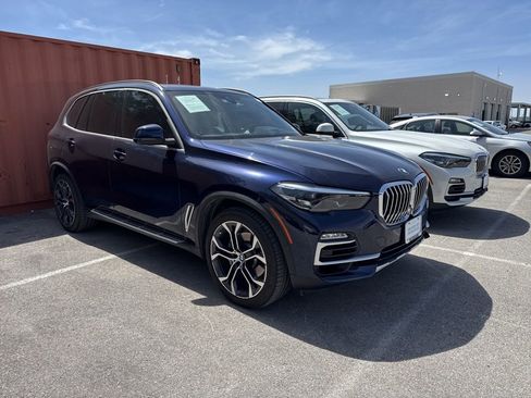 Used 2019 BMW X5 xDrive40i w/ Luxury Seating Package image 2
