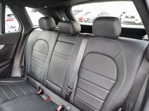 Used 2021 Mercedes-Benz GLC 300 image 17