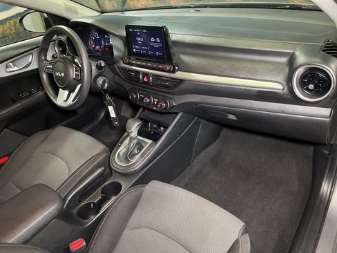 Used 2024 Kia Forte LXS image 47
