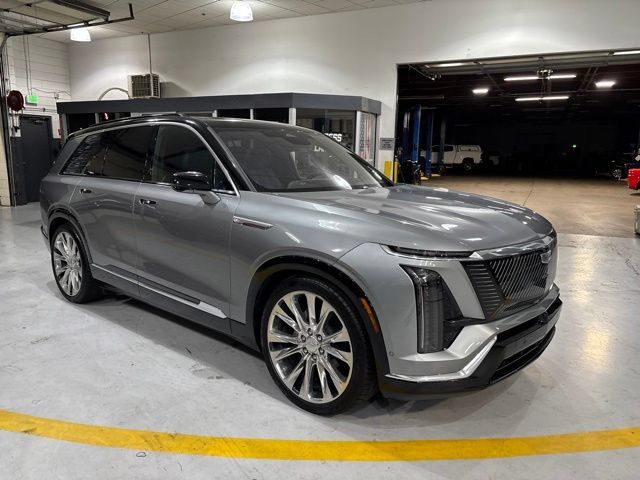 Certified 2026 Cadillac Vistiq Premium Luxury AWD/4WD image 3