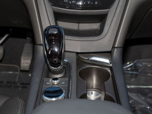 Used 2025 Cadillac XT5 Premium Luxury image 25